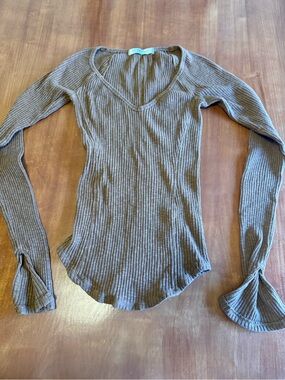 We The Free Ribbed V‑Neck Long Sleeve Top in Brown